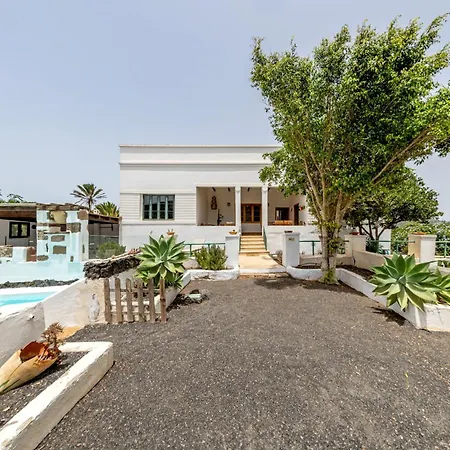 Дом отдыха Casa Testeyna Timanfaya In Tegoyo Кониль